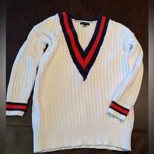 Willi Smith cotton blend V-neck White Knit sweater with Navy Trim.